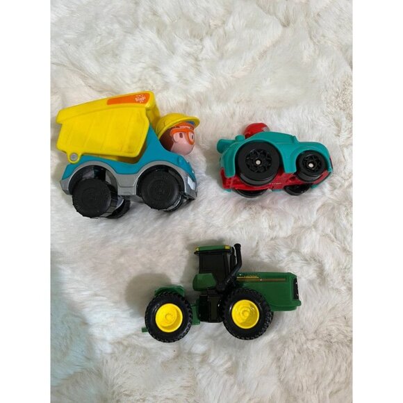 ✨ 5 For $15 ✨Children’s Vehicles Bundle - Picture 8 of 9
